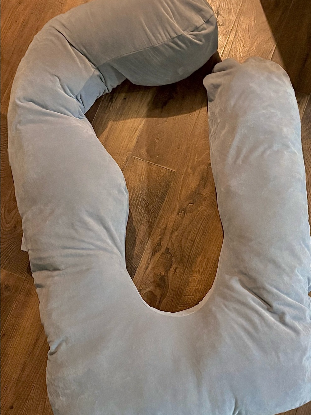 Ultra-Soft Full Body Support Pillow in Light Gray